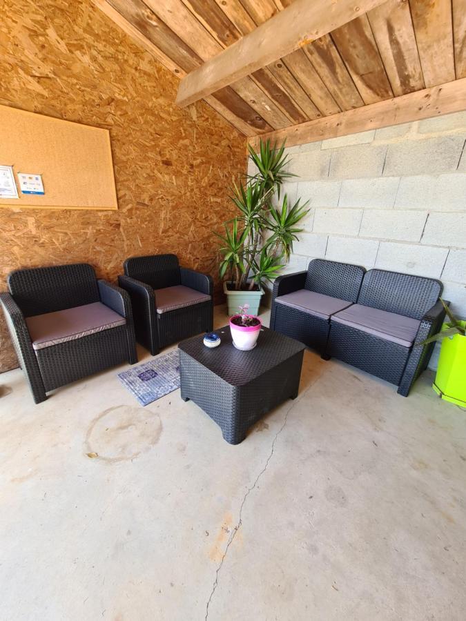 2 logements séparés indépendants jusqu'à 5 personnes, piscine chauffée à 3 min du Puy du Fou Les Epesses Les Épesses Exterior foto