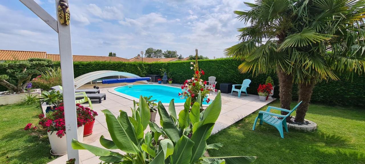 2 logements séparés indépendants jusqu'à 5 personnes, piscine chauffée à 3 min du Puy du Fou Les Epesses Les Épesses Exterior foto