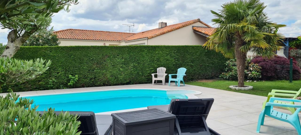 2 logements séparés indépendants jusqu'à 5 personnes, piscine chauffée à 3 min du Puy du Fou Les Epesses Les Épesses Exterior foto