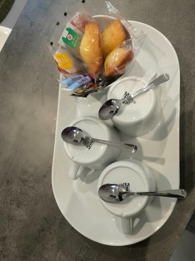 2 logements séparés indépendants jusqu'à 5 personnes, piscine chauffée à 3 min du Puy du Fou Les Epesses Les Épesses Exterior foto